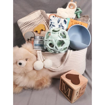 luxury new baby neutral gift basket